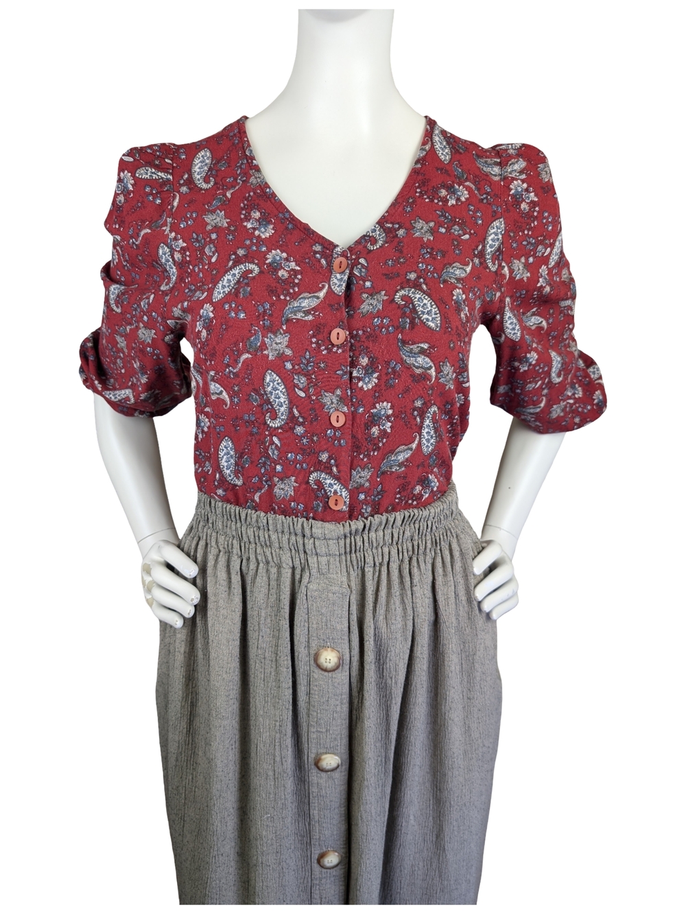 Women's Red Paisley Button-Front Blouse
